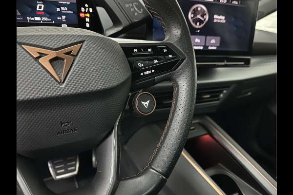CUPRA Born e-Boost 231PK 62 kWh | Panorama | Dynamic-Pakket | 20'' Blizzard | ACC | Dodehoek | Copper-Details | Keyless | Sfeerverlichting | LED | Pilot M+ | Tech-L Pakket | Carplay | Stuurverwarming | Interieur-Voorverwarming | Getint Glas | Draadloos Laden |