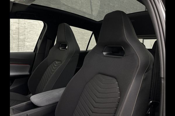 CUPRA Born e-Boost 231PK 62 kWh | Panorama | Dynamic-Pakket | 20'' Blizzard | ACC | Dodehoek | Copper-Details | Keyless | Sfeerverlichting | LED | Pilot M+ | Tech-L Pakket | Carplay | Stuurverwarming | Interieur-Voorverwarming | Getint Glas | Draadloos Laden |