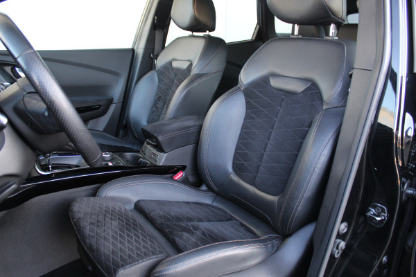 Renault Kadjar 1.3-140pk TCe Black Edition AUTOMAAT ! Zeer nette en luxe Renault Kadjar, slechts 103389 KM, Trekhaak, Led, Climate Controle, Cruise Controle,