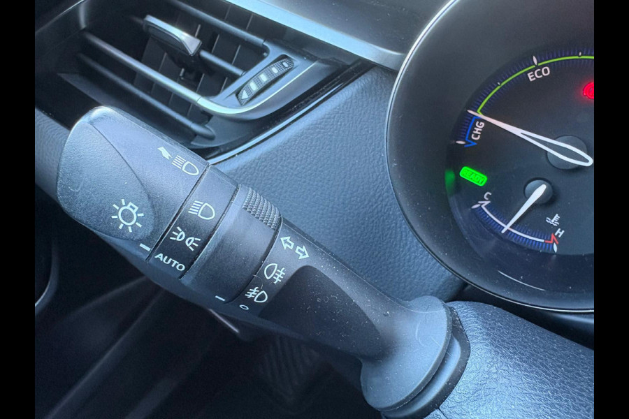 Toyota C-HR 1.8 Hybrid Automaat Dynamic Carplay-android/Camera/Parkeerhulp/Adapt.-cruise/Keyfree