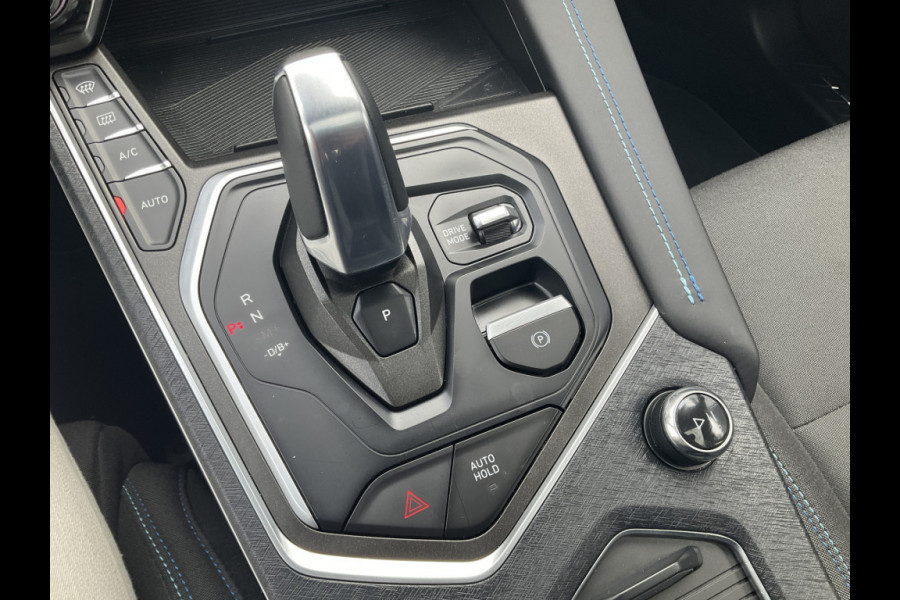 Lynk & Co 01 1.5 262pk Plug-in Adapt.Cruise 360° Carplay Pano. PHEV