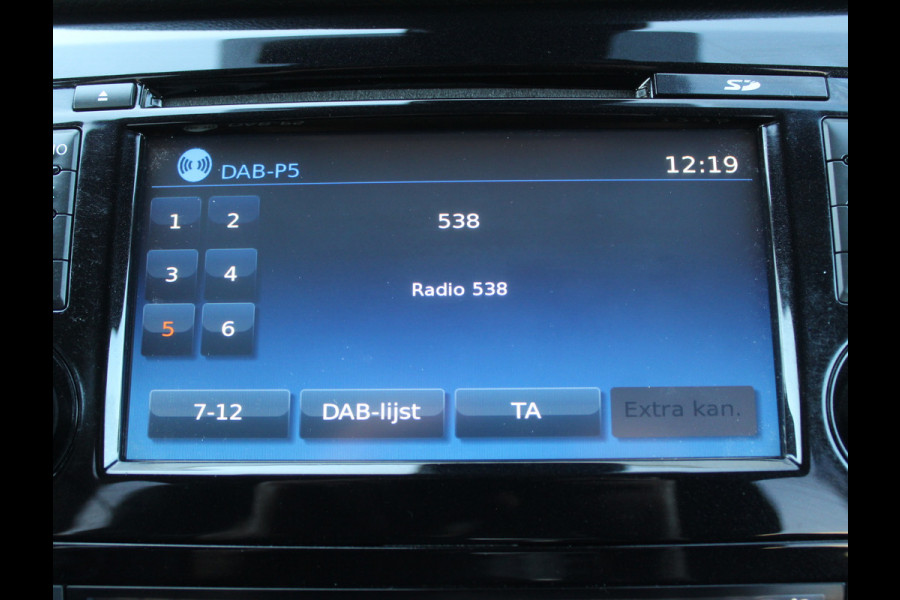 Nissan QASHQAI 1.2 N-Connecta CLIMATE | NAVI | PDCV+A | CRUISE | DAB | LED | PANODAK | TRHAAK | LMV18 | 360CAMERA