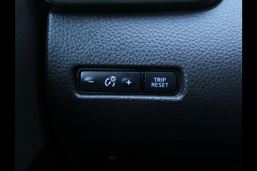 Nissan QASHQAI 1.2 N-Connecta CLIMATE | NAVI | PDCV+A | CRUISE | DAB | LED | PANODAK | TRHAAK | LMV18 | 360CAMERA