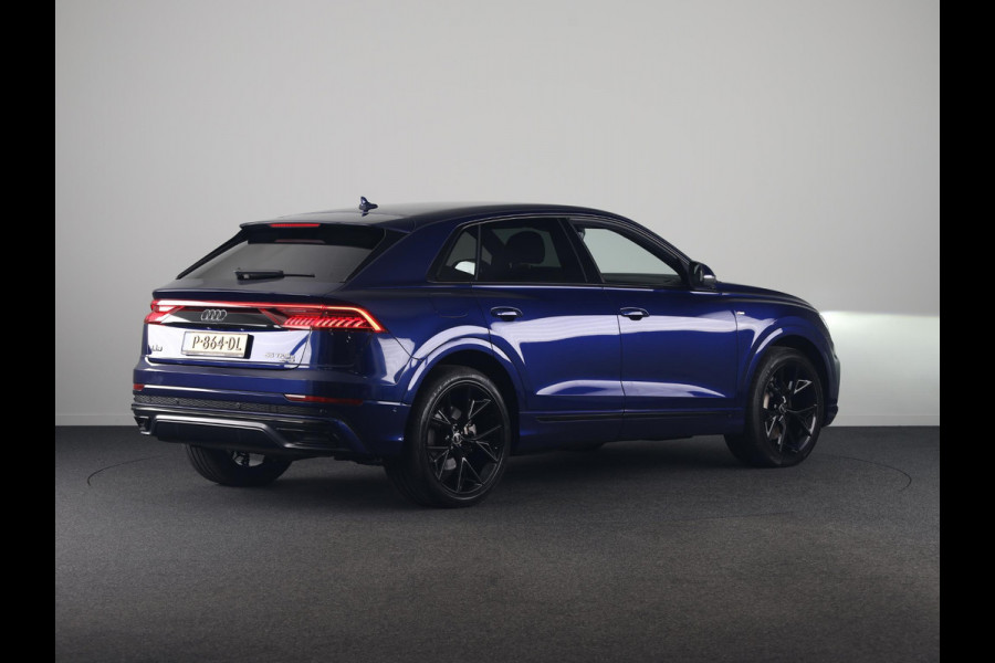 Audi Q8 55 TFSI e quattro 381pk Pro Line / S-line in- & exterieurpakket / B&O soundsystem / ACC / Zwart optiekpakket