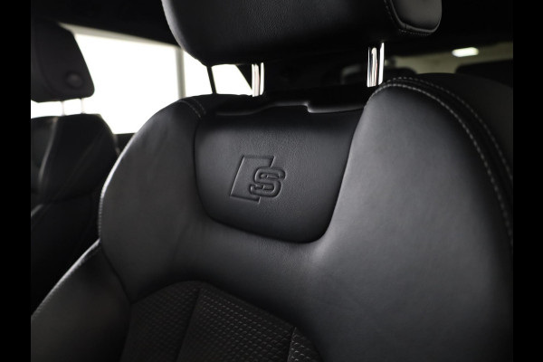Audi Q8 55 TFSI e quattro 381pk Pro Line / S-line in- & exterieurpakket / B&O soundsystem / ACC / Zwart optiekpakket