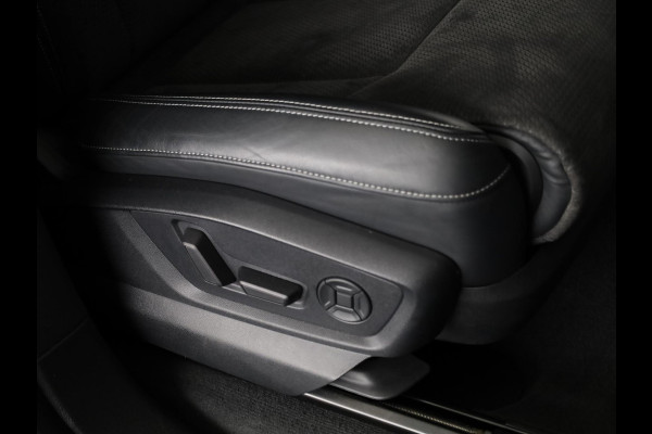 Audi Q8 55 TFSI e quattro 381pk Pro Line / S-line in- & exterieurpakket / B&O soundsystem / ACC / Zwart optiekpakket