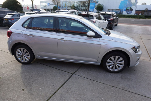 Volkswagen Polo 1.0 TSI Highline