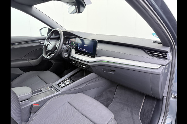 Škoda Octavia Combi 1.0 e-TSI Automaat Sportstoelen Adap.Cruise Navi Stuurverwarming Virtual Cockpit Ecc Pdc Apple Carplay/Android Auto Sport  Travel-pakket Led P-Assist Lane Assist Isofix Keyless-go 1e Eigenaar Origineel Nederlandse Auto