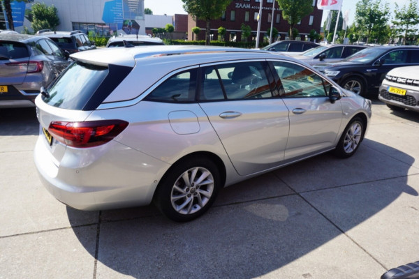 Opel Astra Sports Tourer 1.2 Elegance
