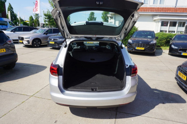 Opel Astra Sports Tourer 1.2 Elegance