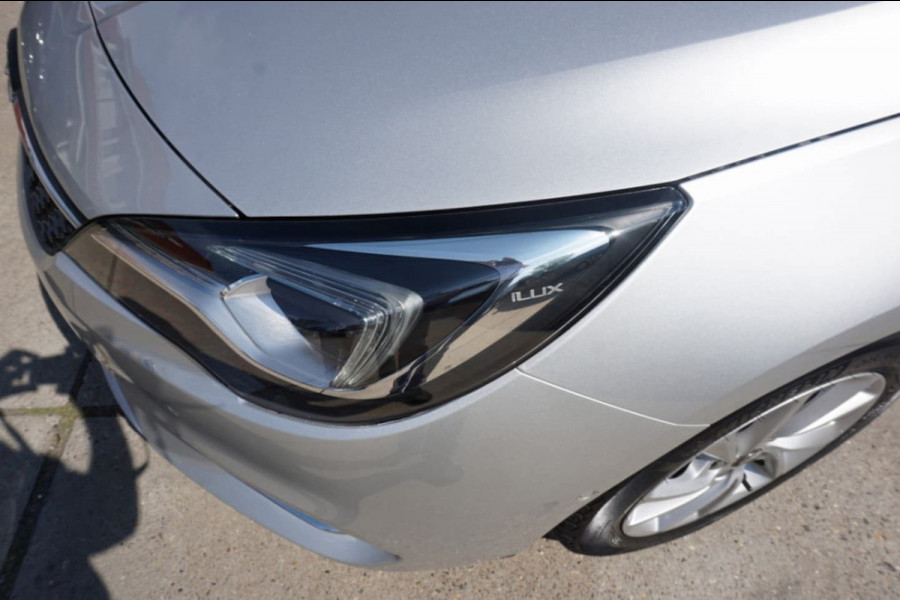 Opel Astra Sports Tourer 1.2 Elegance