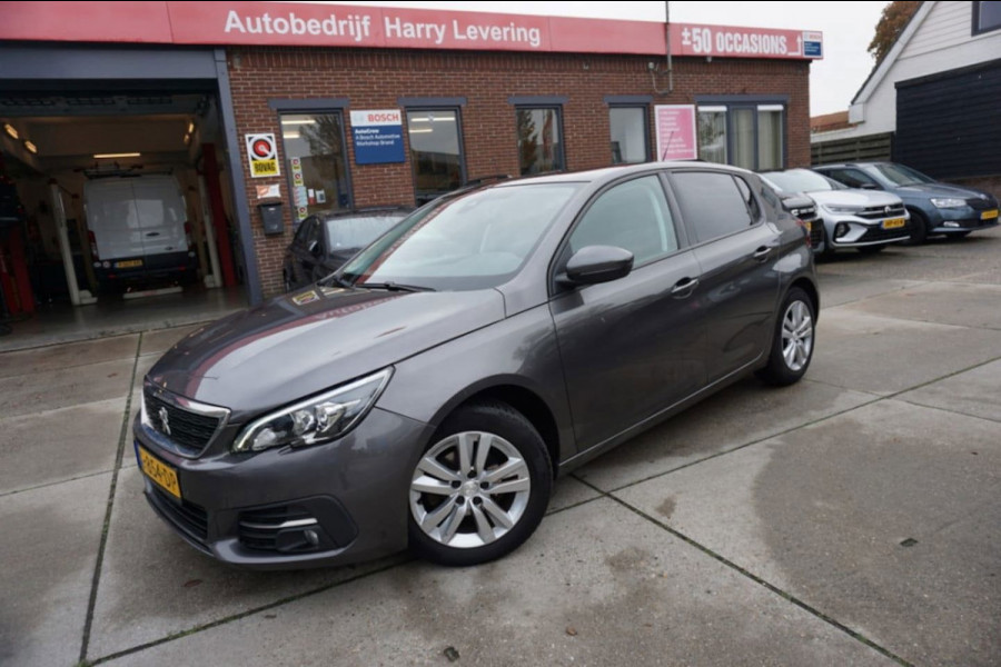 Peugeot 308 1.2 PureTech Blue Lease Executive Avantage