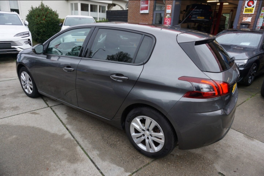 Peugeot 308 1.2 PureTech Blue Lease Executive Avantage