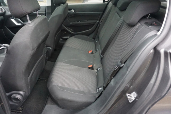 Peugeot 308 1.2 PureTech Blue Lease Executive Avantage