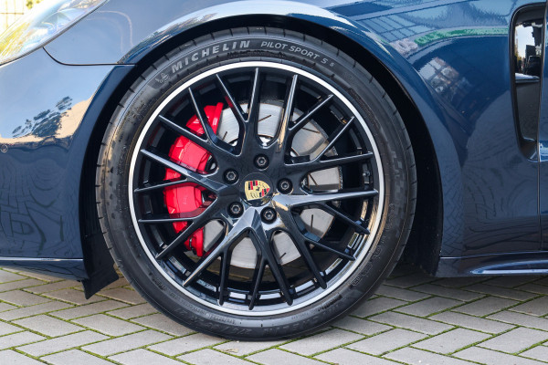 Porsche Panamera Sport Turismo 4.0 GTS | UNIEK! | BURMESTER | ARMYTRIX | NIGHTVISION | PANO | HUD | STOELKOELING |