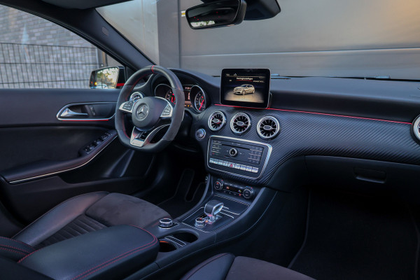 Mercedes-Benz A-Klasse AMG 45 4MATIC | STAGE 2 | PANO | ACC | STOELVERWARMING |