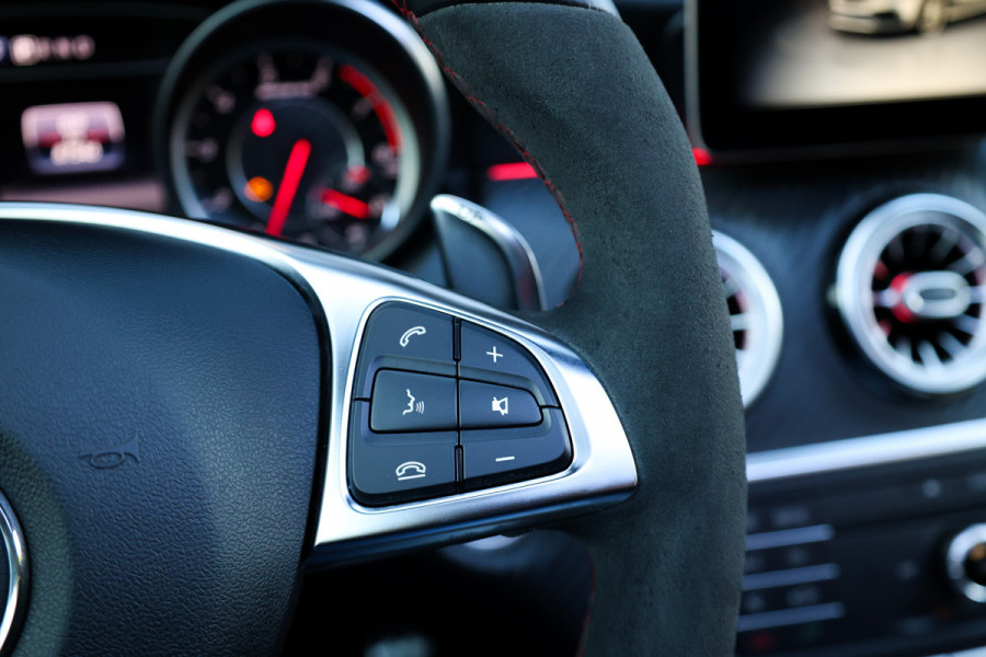Mercedes-Benz A-Klasse AMG 45 4MATIC | STAGE 2 | PANO | ACC | STOELVERWARMING |