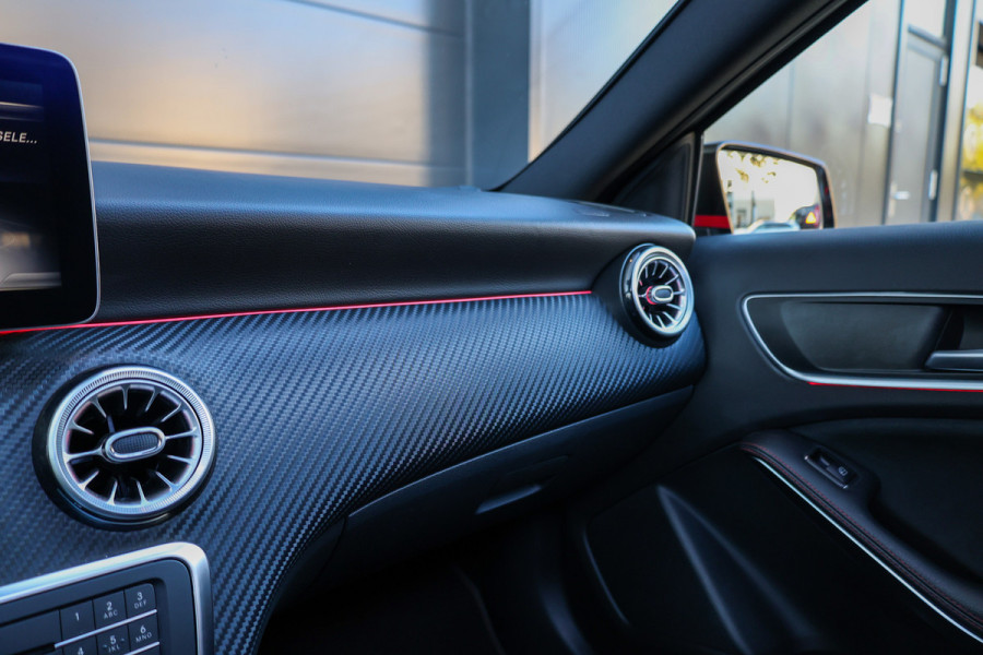 Mercedes-Benz A-Klasse AMG 45 4MATIC | STAGE 2 | PANO | ACC | STOELVERWARMING |