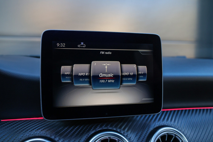 Mercedes-Benz A-Klasse AMG 45 4MATIC | STAGE 2 | PANO | ACC | STOELVERWARMING |