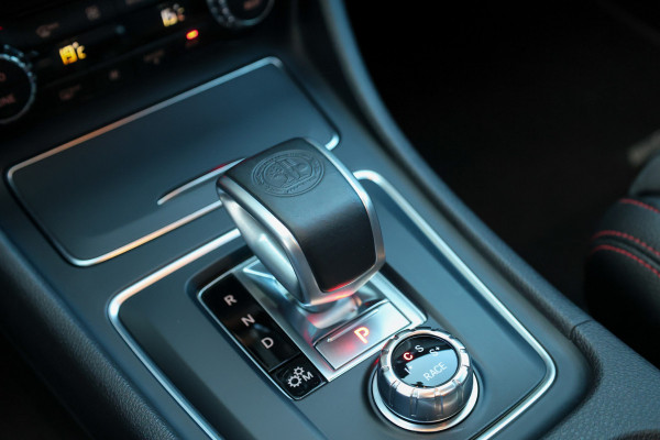 Mercedes-Benz A-Klasse AMG 45 4MATIC | STAGE 2 | PANO | ACC | STOELVERWARMING |
