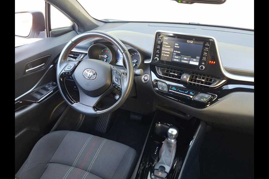Toyota C-HR 1.8 Hybrid GR Sport | Trekhaak | 19'LM | Bindspot | LED | Two-Tone | Carplay |
