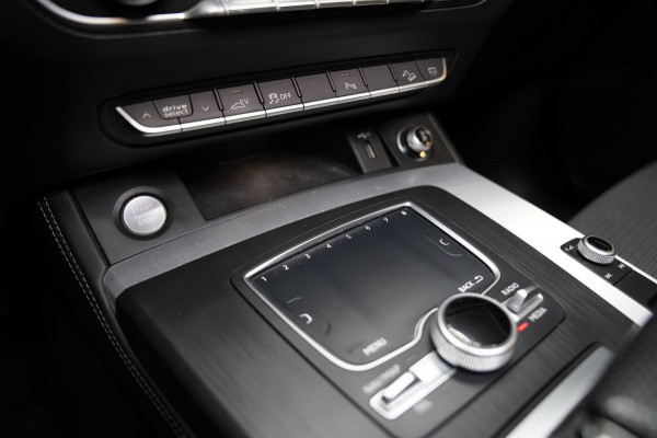Audi Q5 55 TFSI e quattro 3x S LINE PANO SFEER ACC LEER CAM