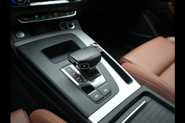 Audi Q5 55 TFSI e S Line PHEV 367pk Dealer O.H | Trekhaak Af Fabriek | Adaptive Cruise | 360 Camera | Bang & Olufsen | Matrix LED | Lederen Sportstoelen Memory & Verwarmd | Apple Carplay | Keyless | Stuurverwarming | Navigatie | Virtual |