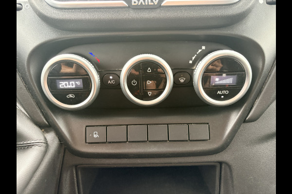Iveco Daily 35C16 3.0 160PK Bakwagen Laadklep Zijdeur Camera Climate Control Bluetooth Bakwagen Koffer