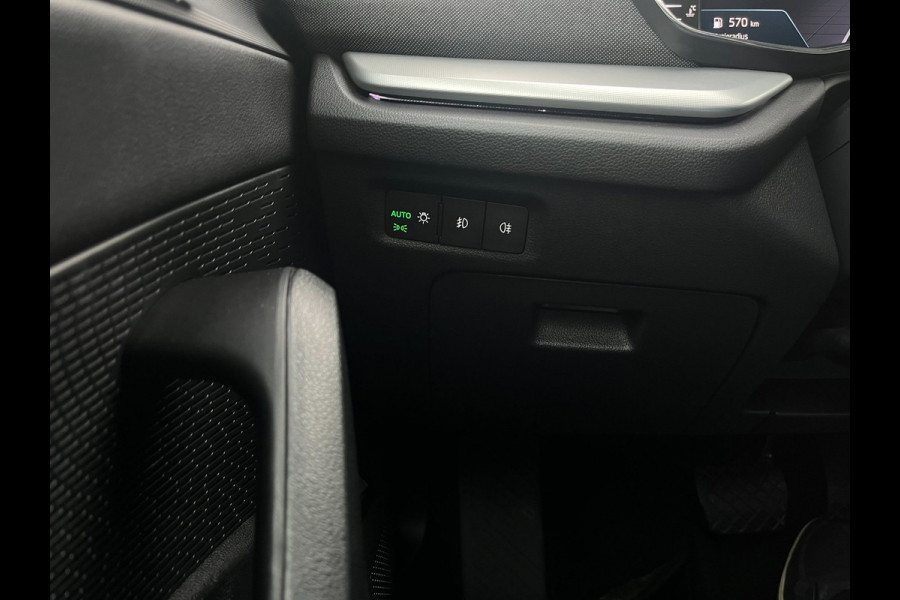 Škoda Octavia Combi 1.5 e-TSI Business Edition Plus | Carplay | Trekhaak | Stoel-/stuurverwarming