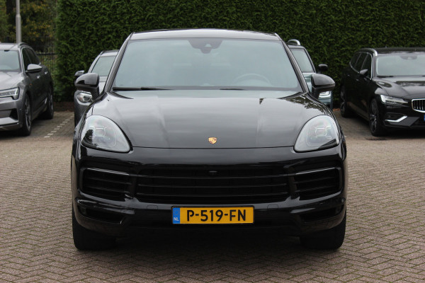 Porsche Cayenne Coupé 3.0 E-Hybrid / Trekhaak / Panoramadak / 360Camera / Luchtvering / 22'' / Leder / Sportchrono / CarPlay / Stoel+Stuurverwarming / Dodehoek / DAB / Cruise Control