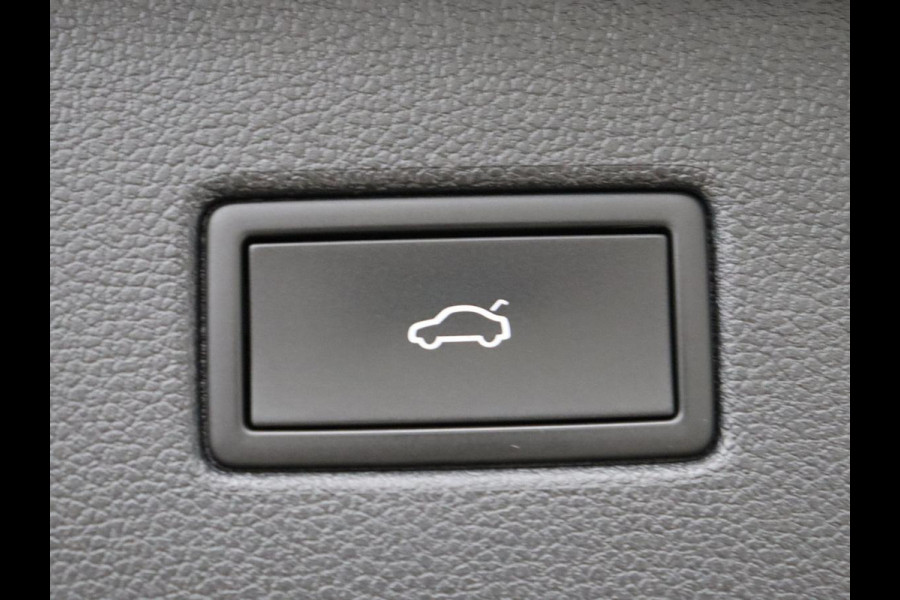 Volkswagen Tiguan 1.5 TSI Elegance | Trekhaak | Camera | Pano.Dak | LED | Adapt. Cruise | Stoel/Stuurwielverwarming | Massage stoelen|