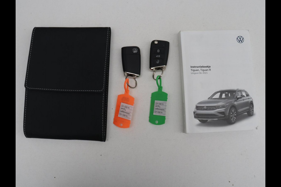 Volkswagen Tiguan 1.5 TSI Elegance | Trekhaak | Camera | Pano.Dak | LED | Adapt. Cruise | Stoel/Stuurwielverwarming | Massage stoelen|