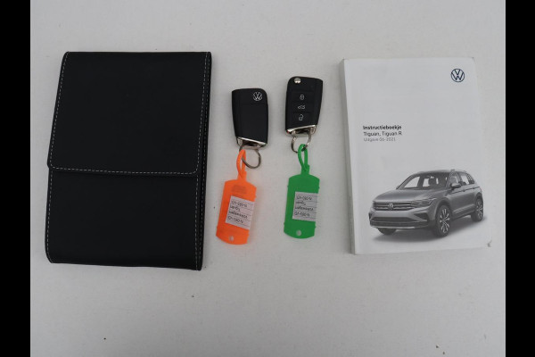 Volkswagen Tiguan 1.5 TSI Elegance | Trekhaak | Camera | Pano.Dak | LED | Adapt. Cruise | Stoel/Stuurwielverwarming | Massage stoelen|