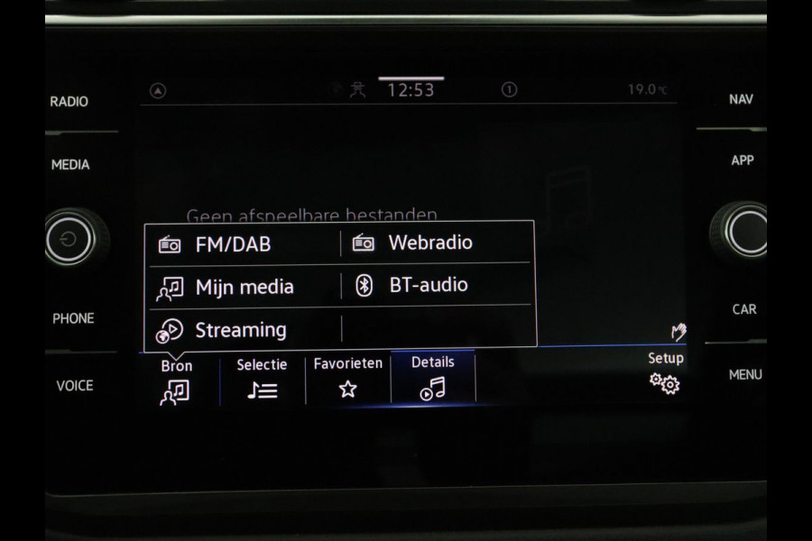 Volkswagen Tiguan 1.5 TSI Elegance | Trekhaak | Camera | Pano.Dak | LED | Adapt. Cruise | Stoel/Stuurwielverwarming | Massage stoelen|