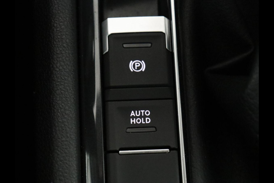 Volkswagen Tiguan 1.5 TSI Elegance | Trekhaak | Camera | Pano.Dak | LED | Adapt. Cruise | Stoel/Stuurwielverwarming | Massage stoelen|