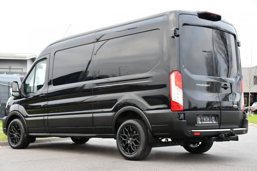 Ford Transit 350 2.0 TDCI L3H2 Black Edition Camera, Cruise, Caplay, Automaat, 130PK, Trekhaak, Multimedia, Sensoren, UNIEK!