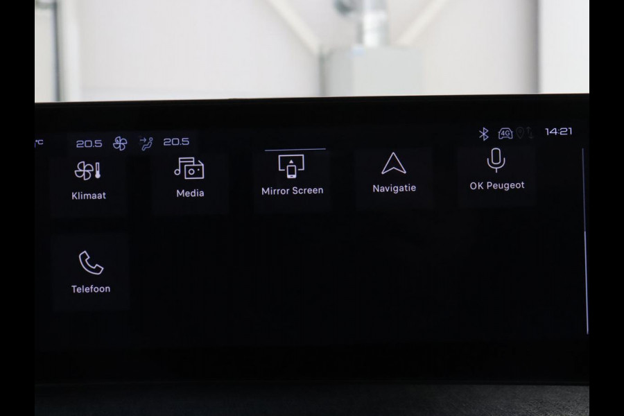 Peugeot E-3008 Allure Avantage 210 73 kWh | SOH % | Camera | Navigatie | LED | Apple Carplay |