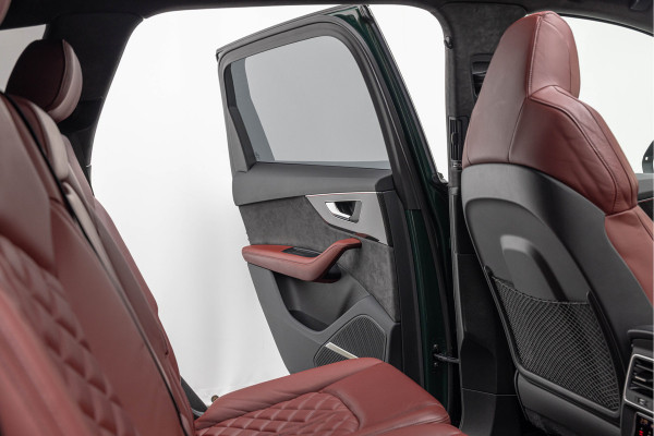 Audi SQ7 4.0 TFSI 507pk Quattro 7p Keramisch Pano Massage 4-Wielsturing B&O
