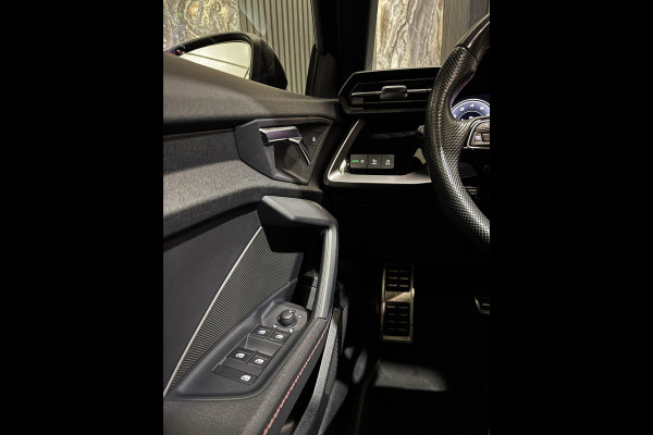 Audi A3 Sportback 45 TFSI e 3x S-line Competition|PANO|RS ZETELS|MATRIX||CAMERA|KEYLESS|