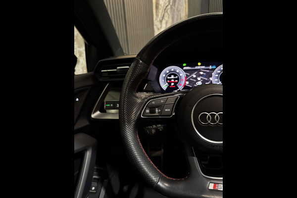 Audi A3 Sportback 45 TFSI e 3x S-line Competition|PANO|RS ZETELS|MATRIX||CAMERA|KEYLESS|
