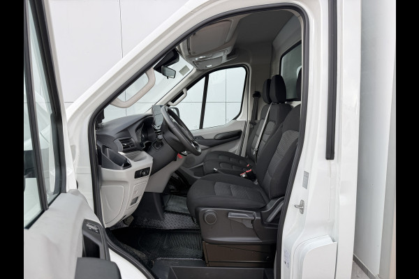 Maxus eDeliver 9 65kWh 204PK Elektrisch Bakwagen Airco ACC Carplay Camera Parkeersensoren Voor