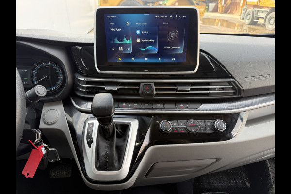 Maxus eDeliver 9 65kWh 204PK Elektrisch Bakwagen Airco ACC Carplay Camera Parkeersensoren Voor
