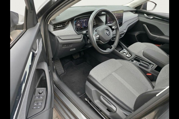 Škoda Octavia Combi 1.5 TSI MHEV First Edition 150pk | Trekhaak | Navigatie | Parkeercamera | Stoelverwarming | Verlengde garantie