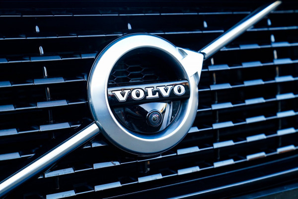 Volvo XC60 2.0 Recharge T8 AWD Mssage | Head Up Display | Stoelverkoeling | Stuurwielverwarming | Harman/Kardon | 360 Camera