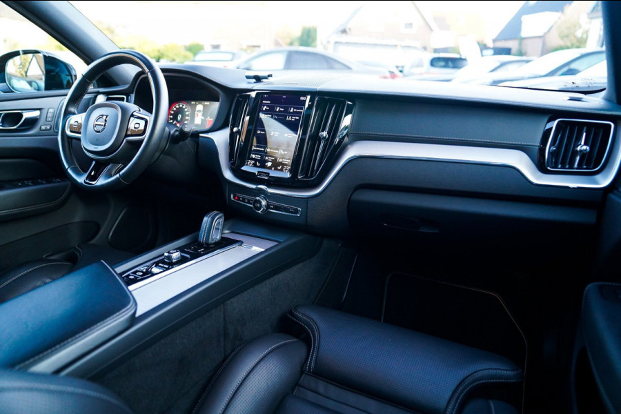 Volvo XC60 2.0 Recharge T8 AWD Mssage | Head Up Display | Stoelverkoeling | Stuurwielverwarming | Harman/Kardon | 360 Camera