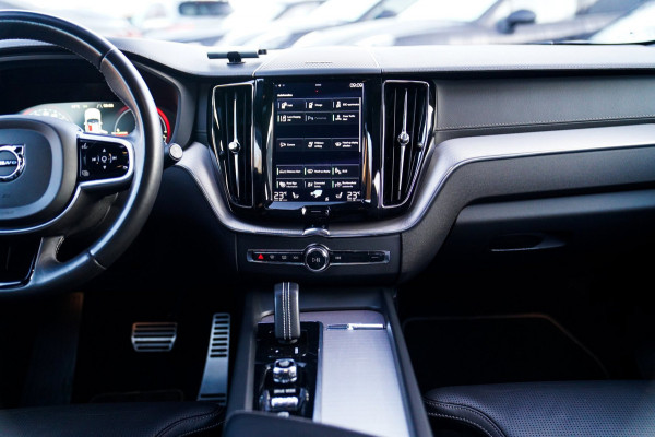 Volvo XC60 2.0 Recharge T8 AWD Mssage | Head Up Display | Stoelverkoeling | Stuurwielverwarming | Harman/Kardon | 360 Camera