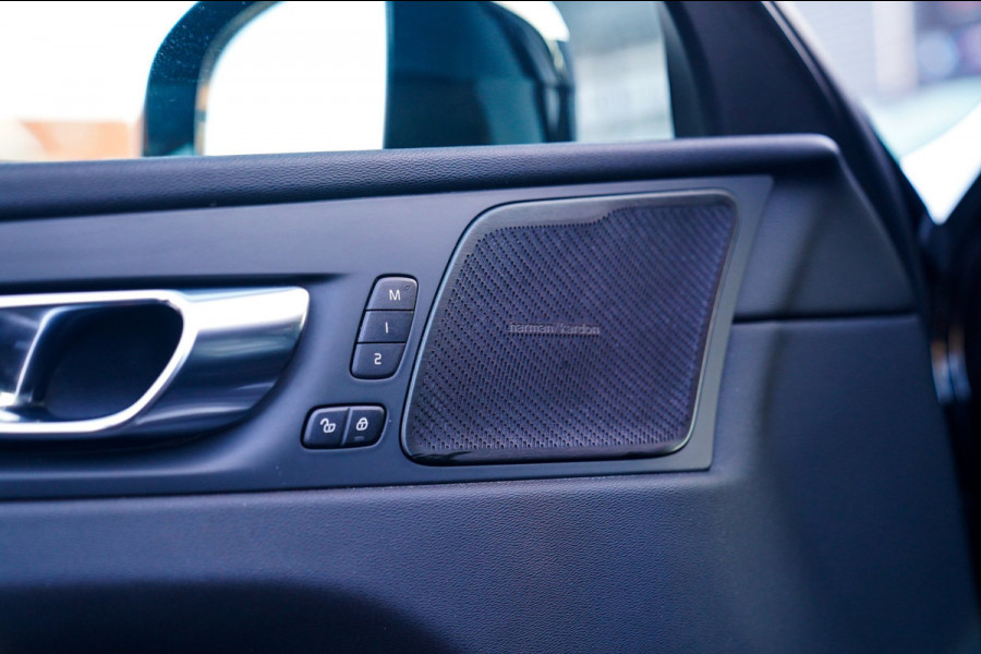 Volvo XC60 2.0 Recharge T8 AWD Mssage | Head Up Display | Stoelverkoeling | Stuurwielverwarming | Harman/Kardon | 360 Camera