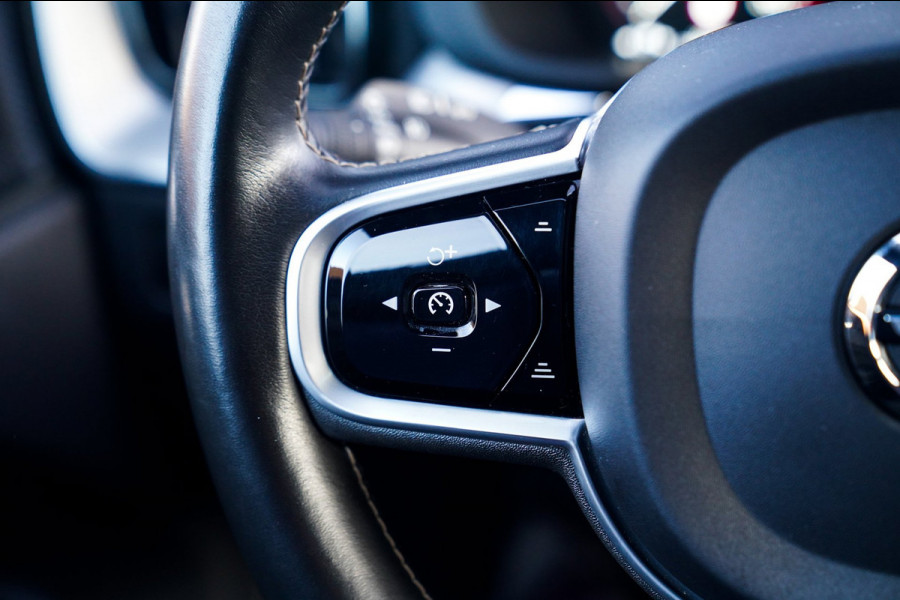 Volvo XC60 2.0 Recharge T8 AWD Mssage | Head Up Display | Stoelverkoeling | Stuurwielverwarming | Harman/Kardon | 360 Camera