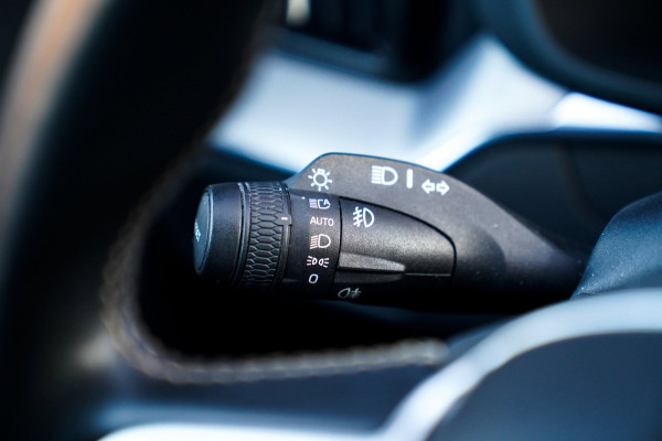 Volvo XC60 2.0 Recharge T8 AWD Mssage | Head Up Display | Stoelverkoeling | Stuurwielverwarming | Harman/Kardon | 360 Camera