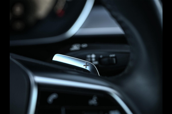Audi A8 60 TFSI e quattro Lang Pro Line Plus | Panoramadak | NL-Auto | B&O | Luchtvering | 360 Camera | Memory Seats | Soft Close | Adaptive Cruise | Stoelverwarming V+A | Ambiance Interieur |